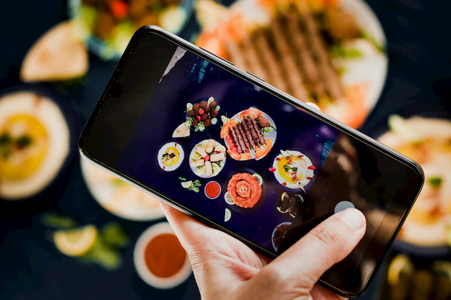 PARTNERSHIP CON FOOD-INFLUENCER